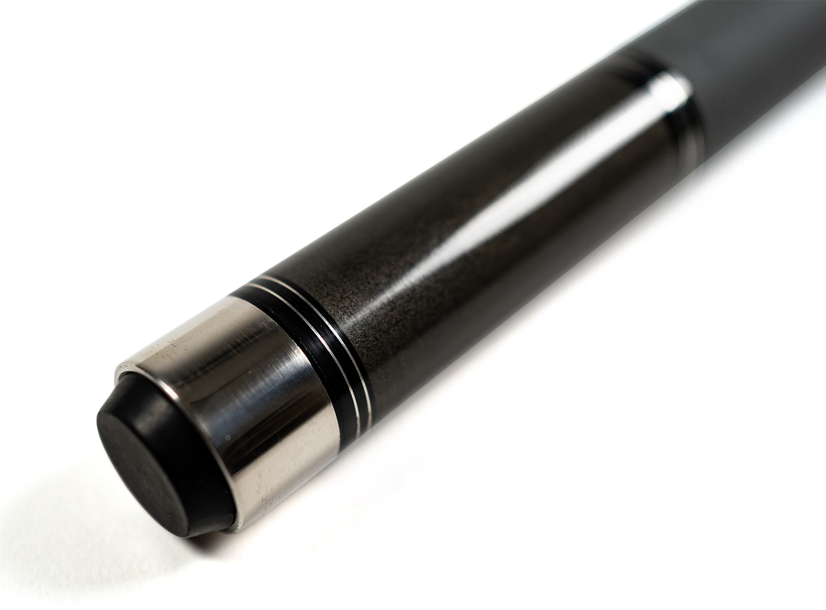 ren-pierre-alpha-grise-queue-de-billard-grip-soft-touch image 5