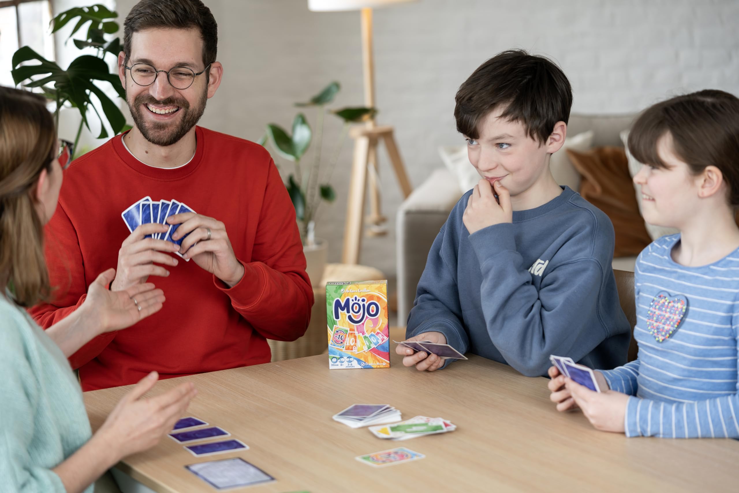mojo-jeu-de-cartes-tactique-3-8-joueurs-famille-couleurs image 4