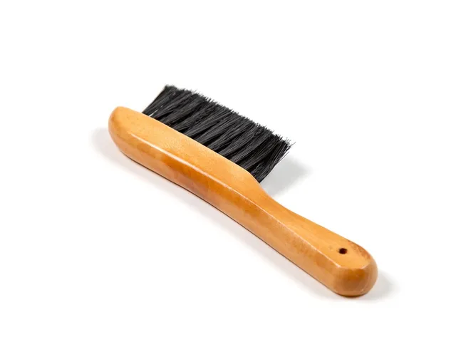 rene-pierre-brosse-bandes-billard-nettoyage-fin image 1
